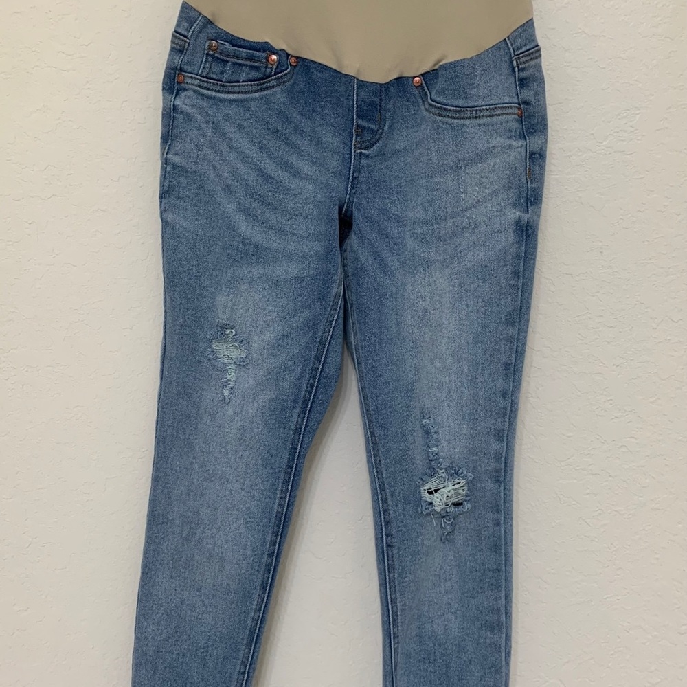 Maternity jeans